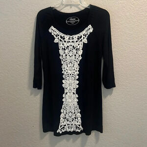 Soma - live, lounge, wear collection black/white lace chemise. Size M. EUC.